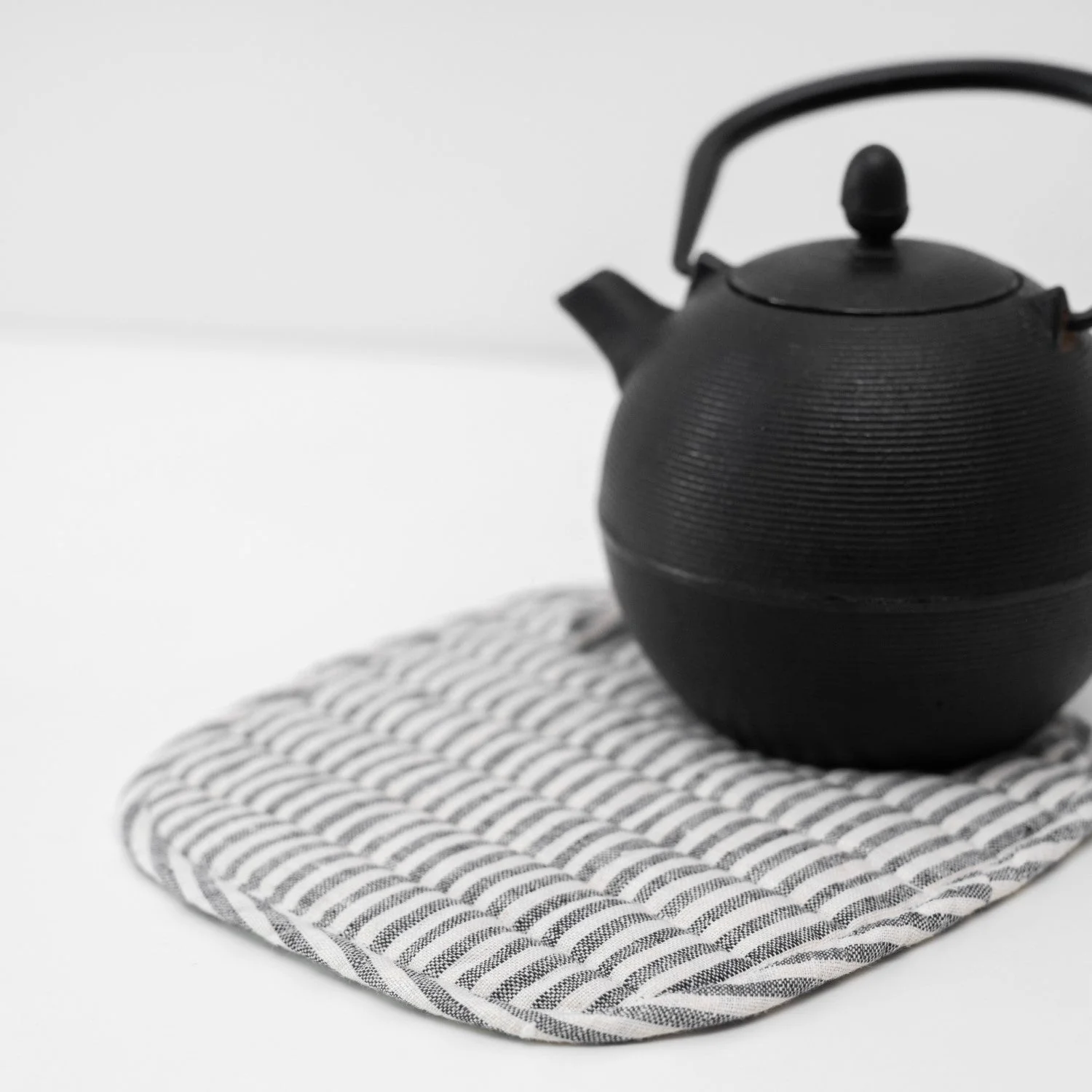 Thin Black Stripes Linen Potholder - Image 2