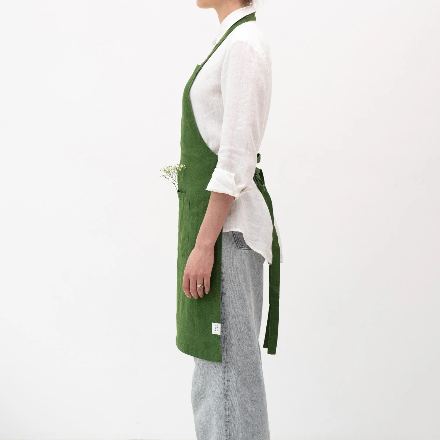 True Green Linen Daily Apron - Image 2
