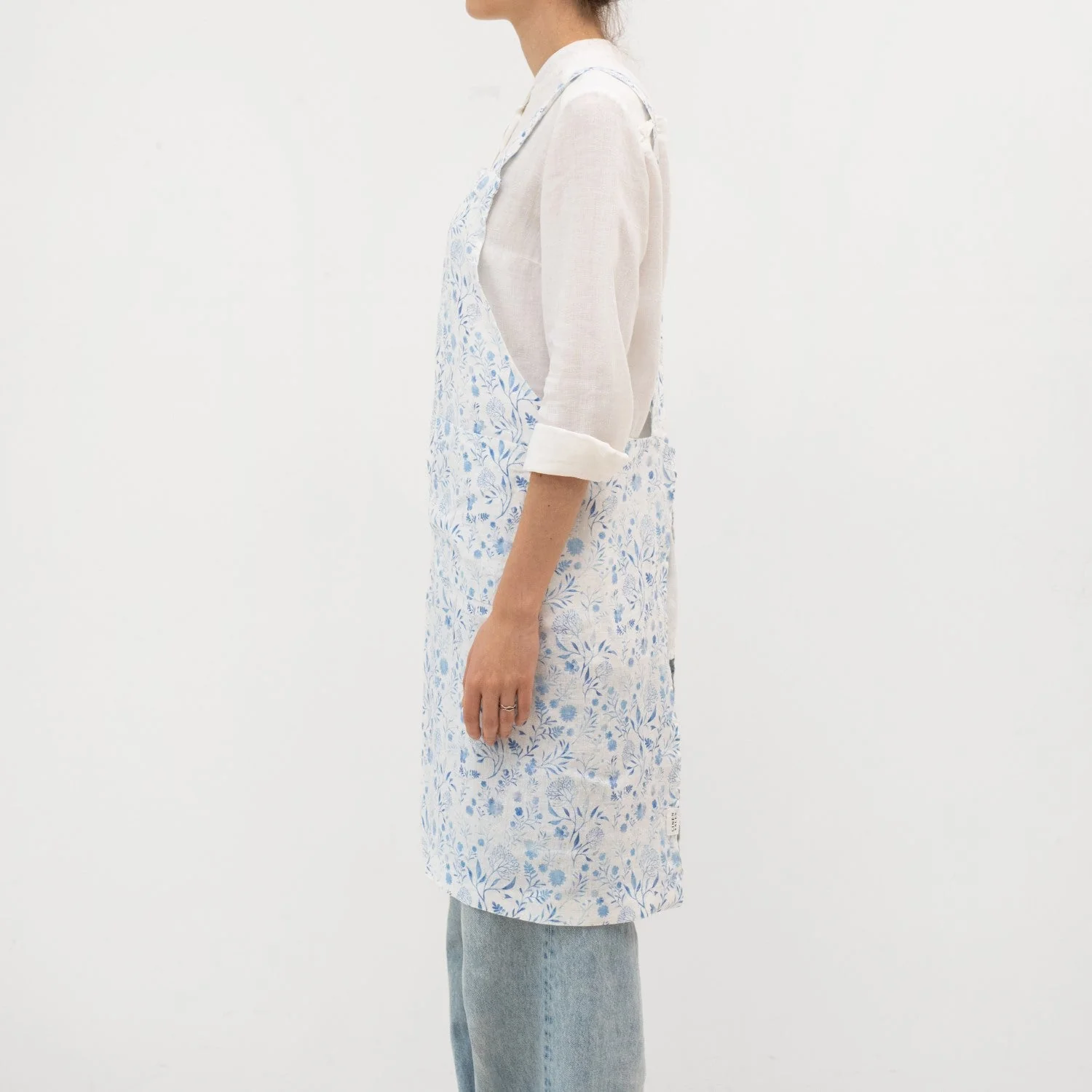 White Botanical Blue Linen Crossback Apron - Image 3