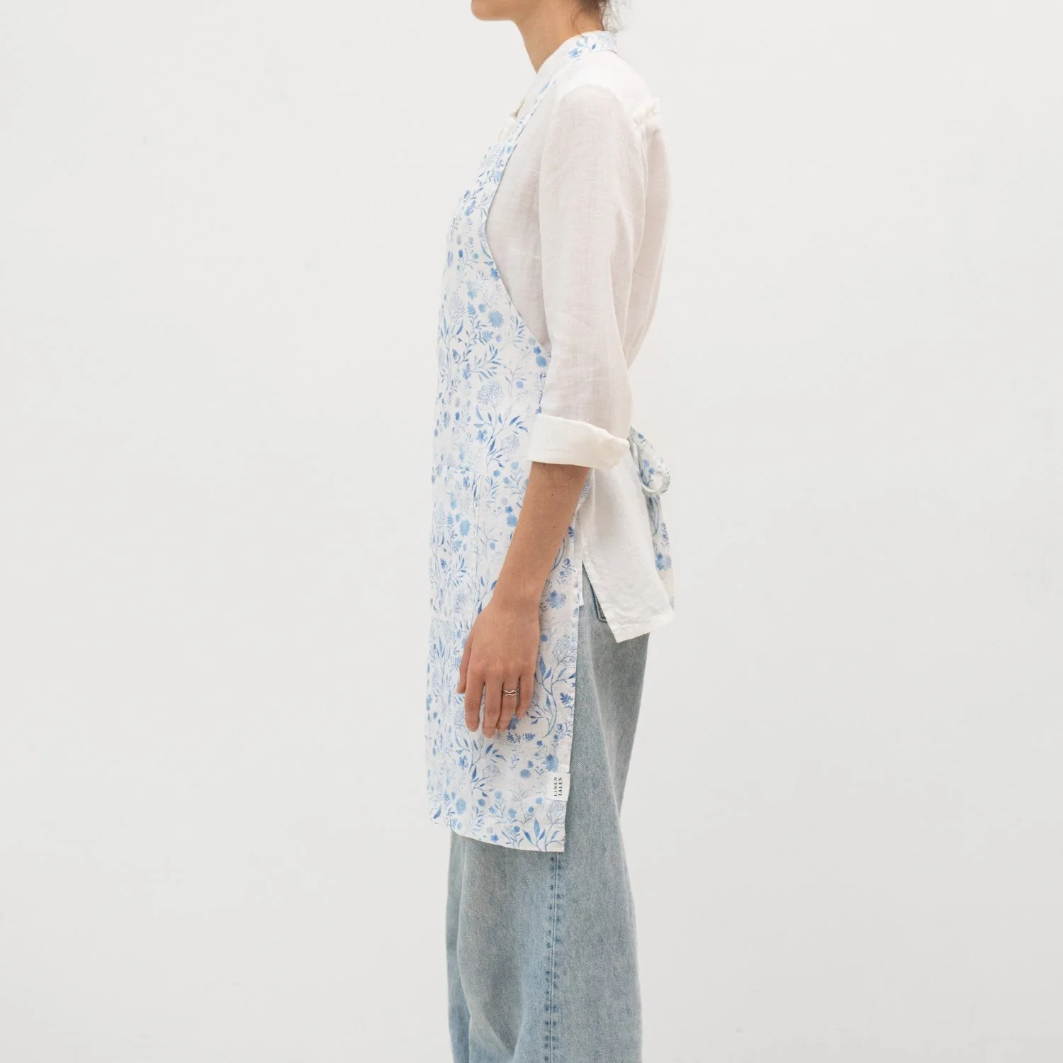 White Botanical Blue Linen Daily Apron - Image 2