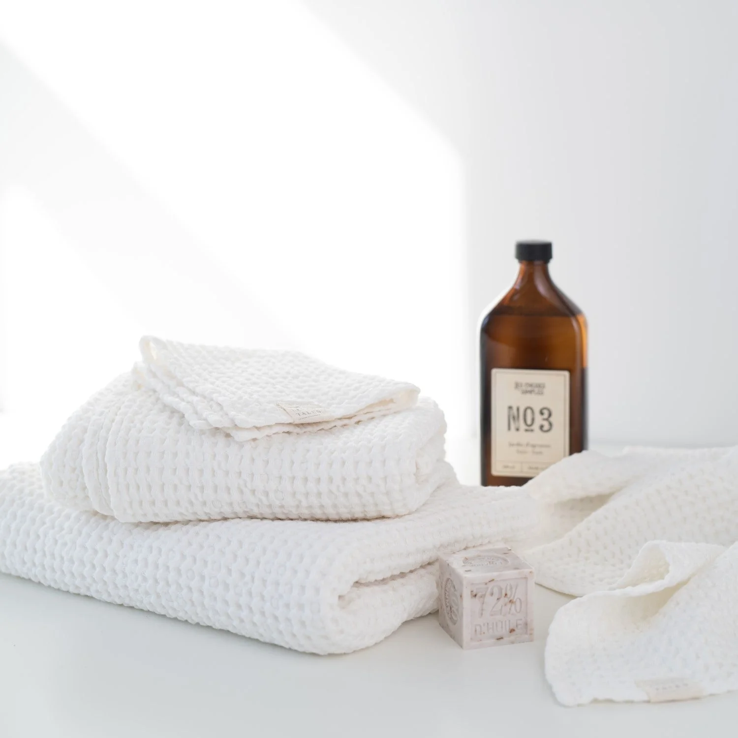 White Linen & Cotton Honeycomb Waffle Towel - Image 6