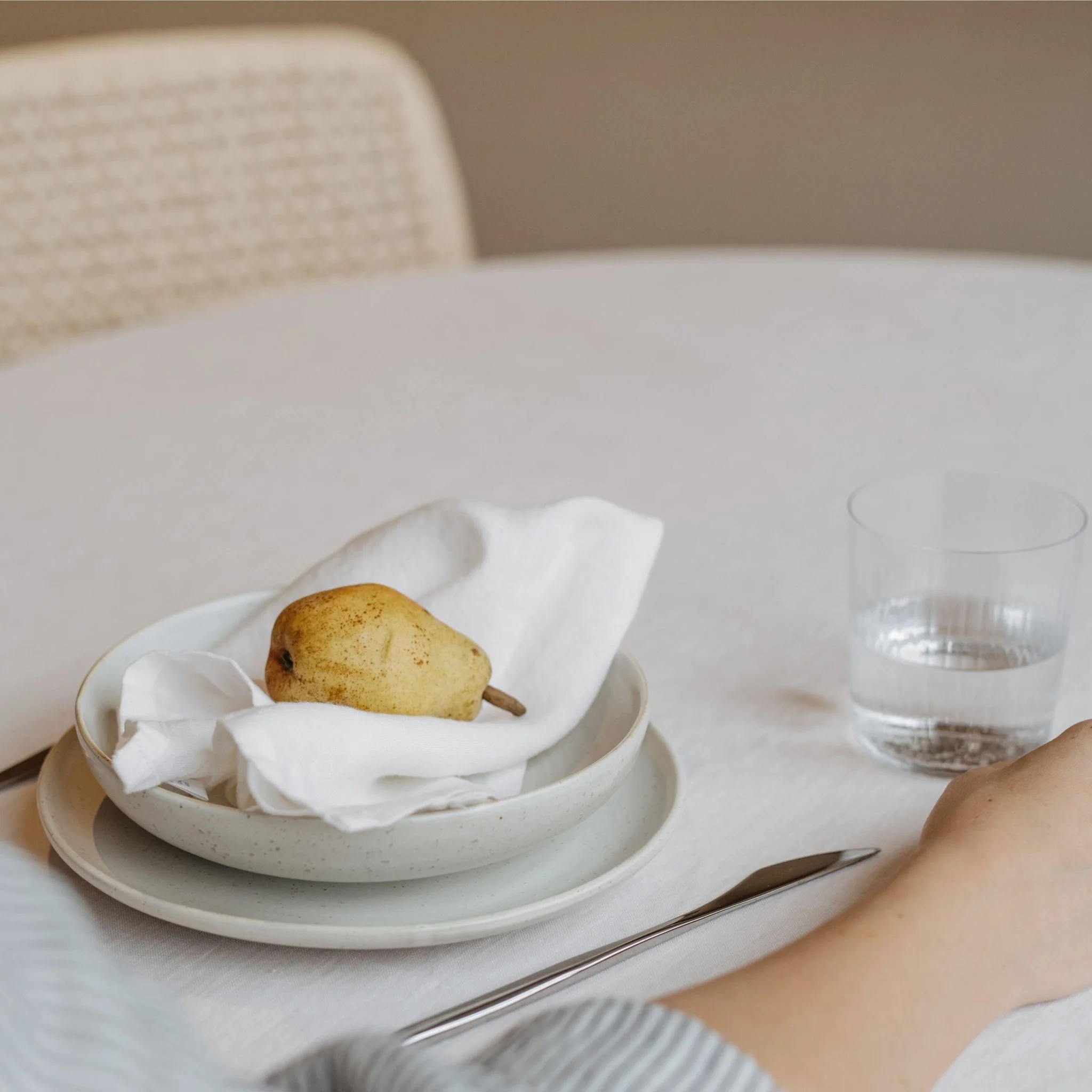 White Lightweight Linen Napkins Set of 2 - Image 2