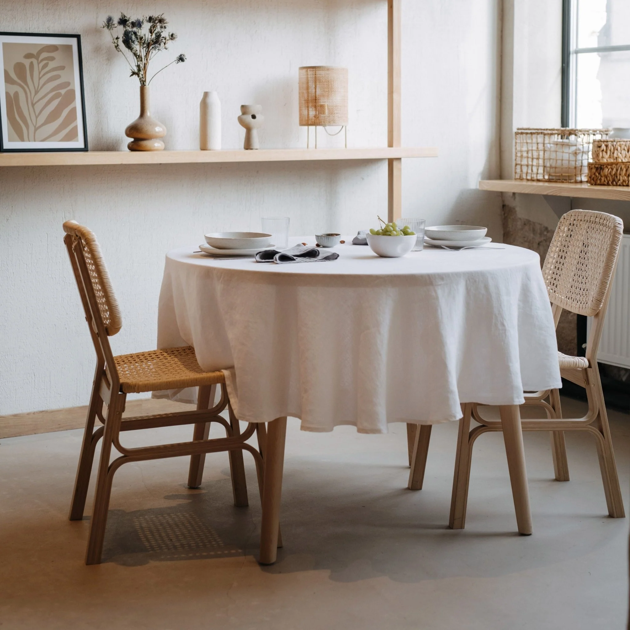 White Lightweight Linen Round Tablecloth - Image 4