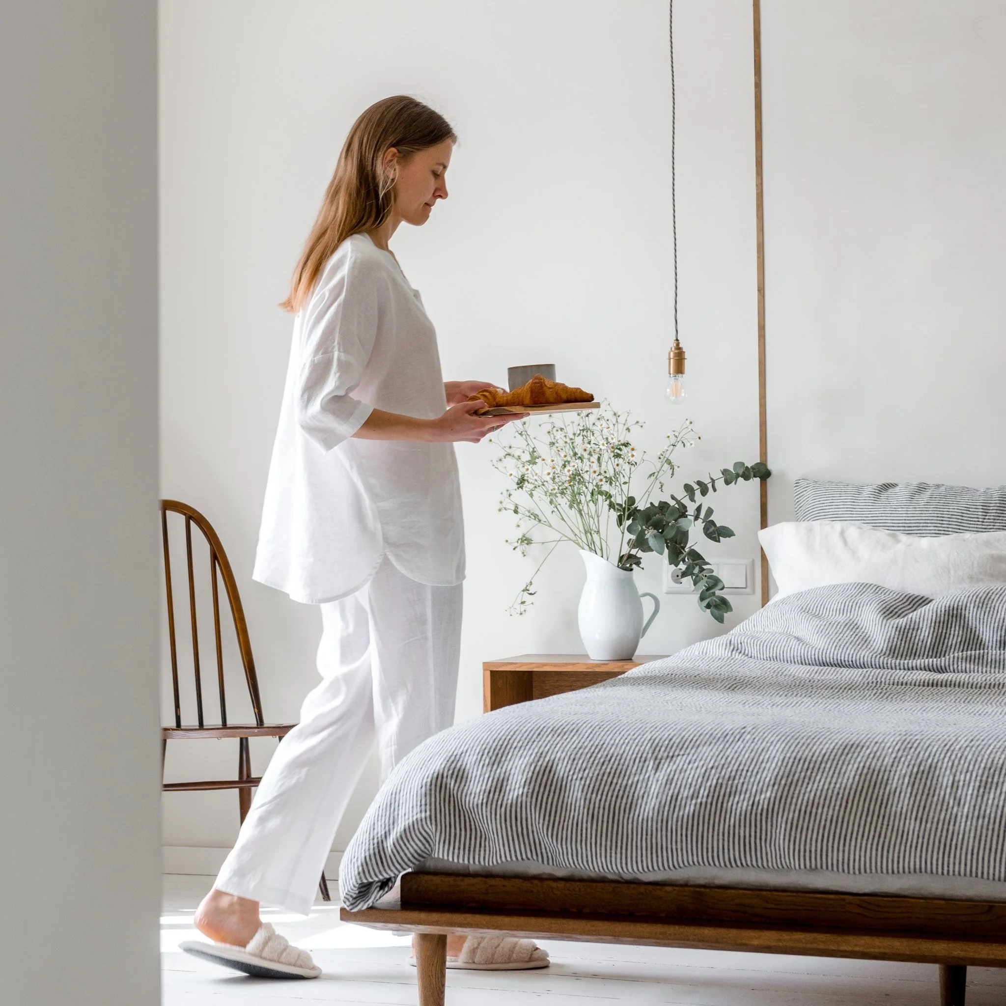 White Linen Pillowcase - Image 3