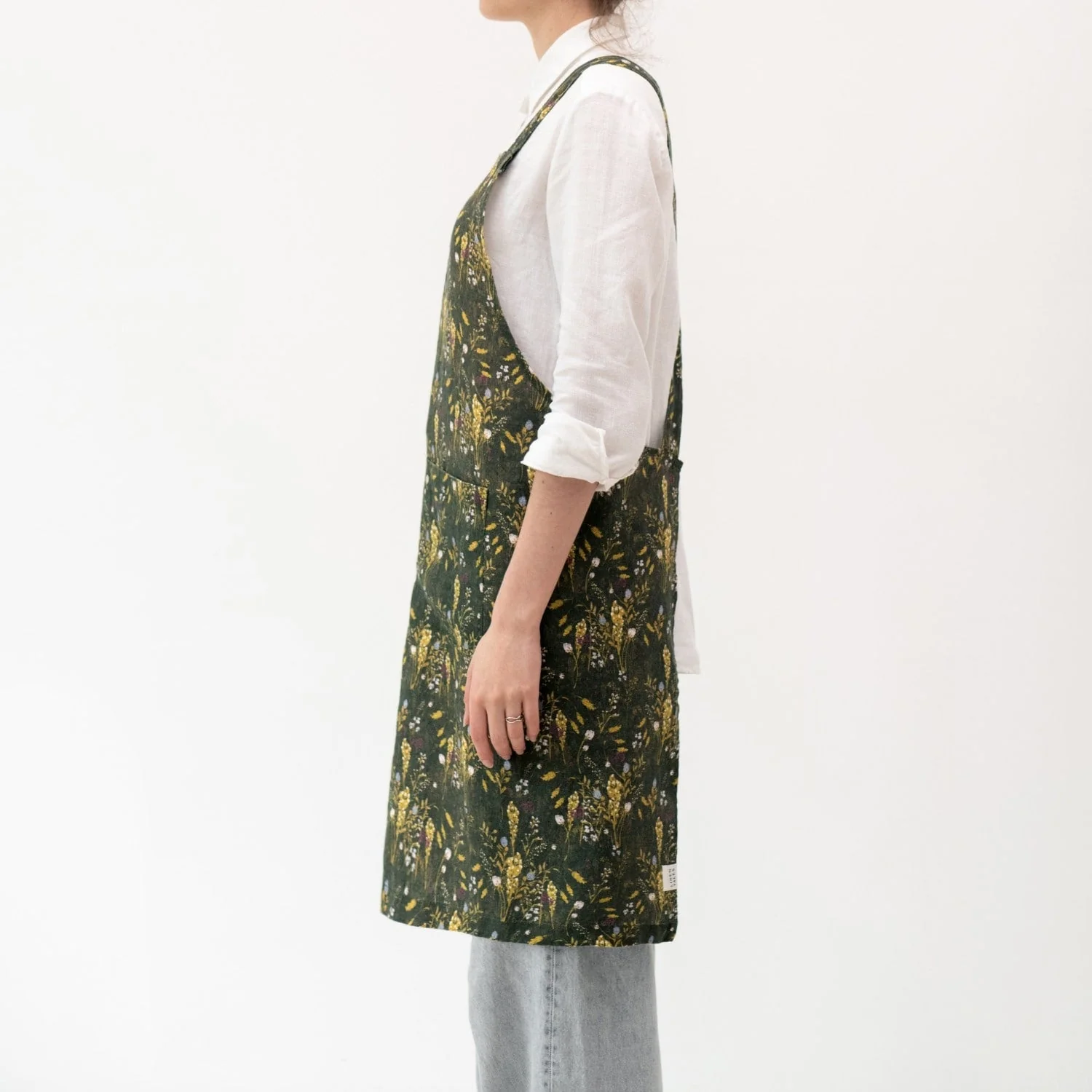 LIMITED EDITION Woodland Linen Crossback Apron - Image 2